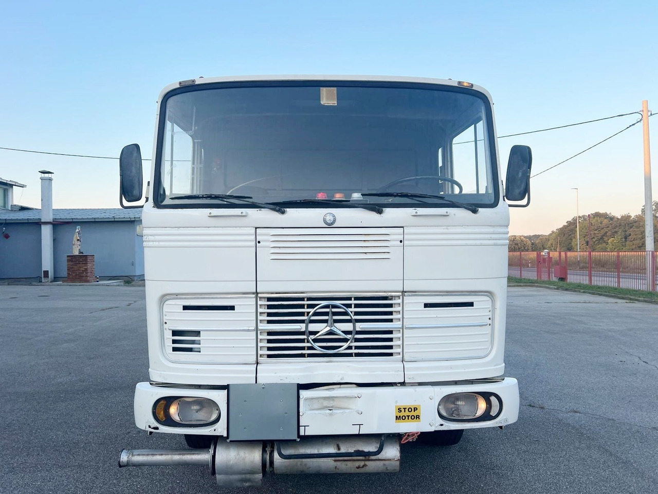 Mercedes-Benz 1923 4x2 1923 4x2 - Sattelzugmaschine: das Bild 4 Mercedes-Benz 1923 4x2 1923 4x2 - Sattelzugmaschine: das Bild 4