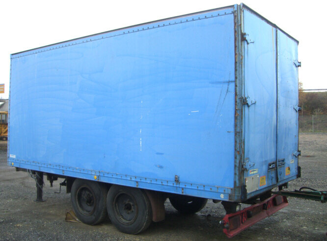 TPW A8,6/5,6E ACKERMANN-FRUEHAUF TPW A8,6/5,6E - Koffer Anhänger: das Bild 2 TPW A8,6/5,6E ACKERMANN-FRUEHAUF TPW A8,6/5,6E - Koffer Anhänger: das Bild 2