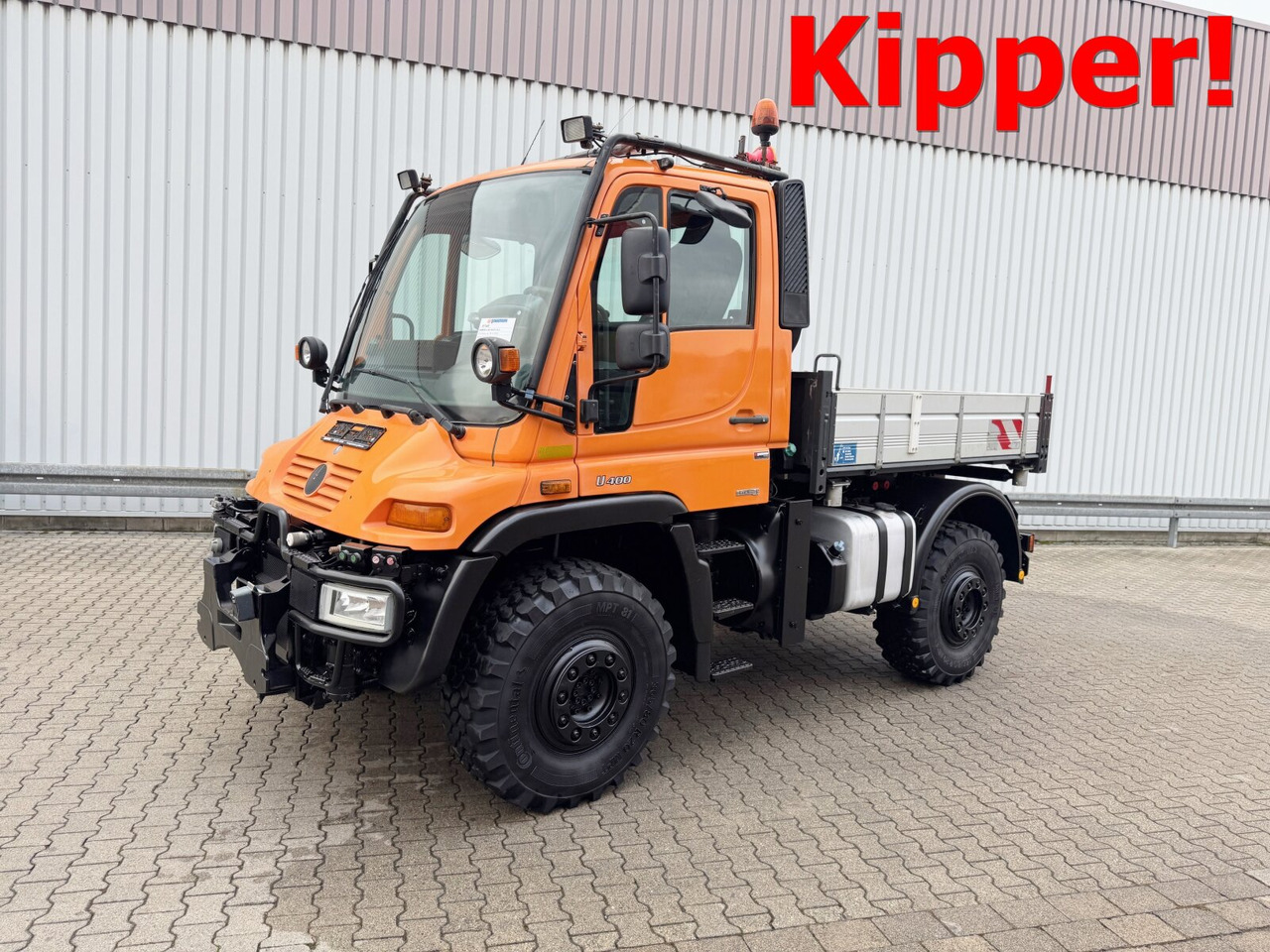 Unimog U 400 405/12 4x4 U 400 405/12 4x4, Kipper, Kommunalhydraulik, VarioPilot, Zapfwelle - Transporter: das Bild 1 Unimog U 400 405/12 4x4 U 400 405/12 4x4, Kipper, Kommunalhydraulik, VarioPilot, Zapfwelle - Transporter: das Bild 1