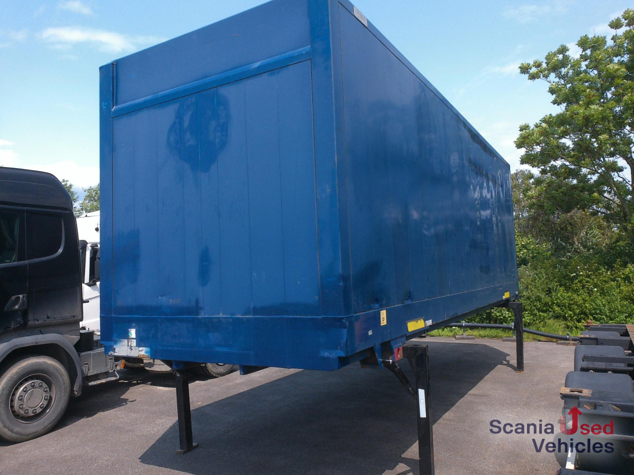 KRONE WB Koffer 7,82 Rolltor - Anhänger: das Bild 5 KRONE WB Koffer 7,82 Rolltor - Anhänger: das Bild 5