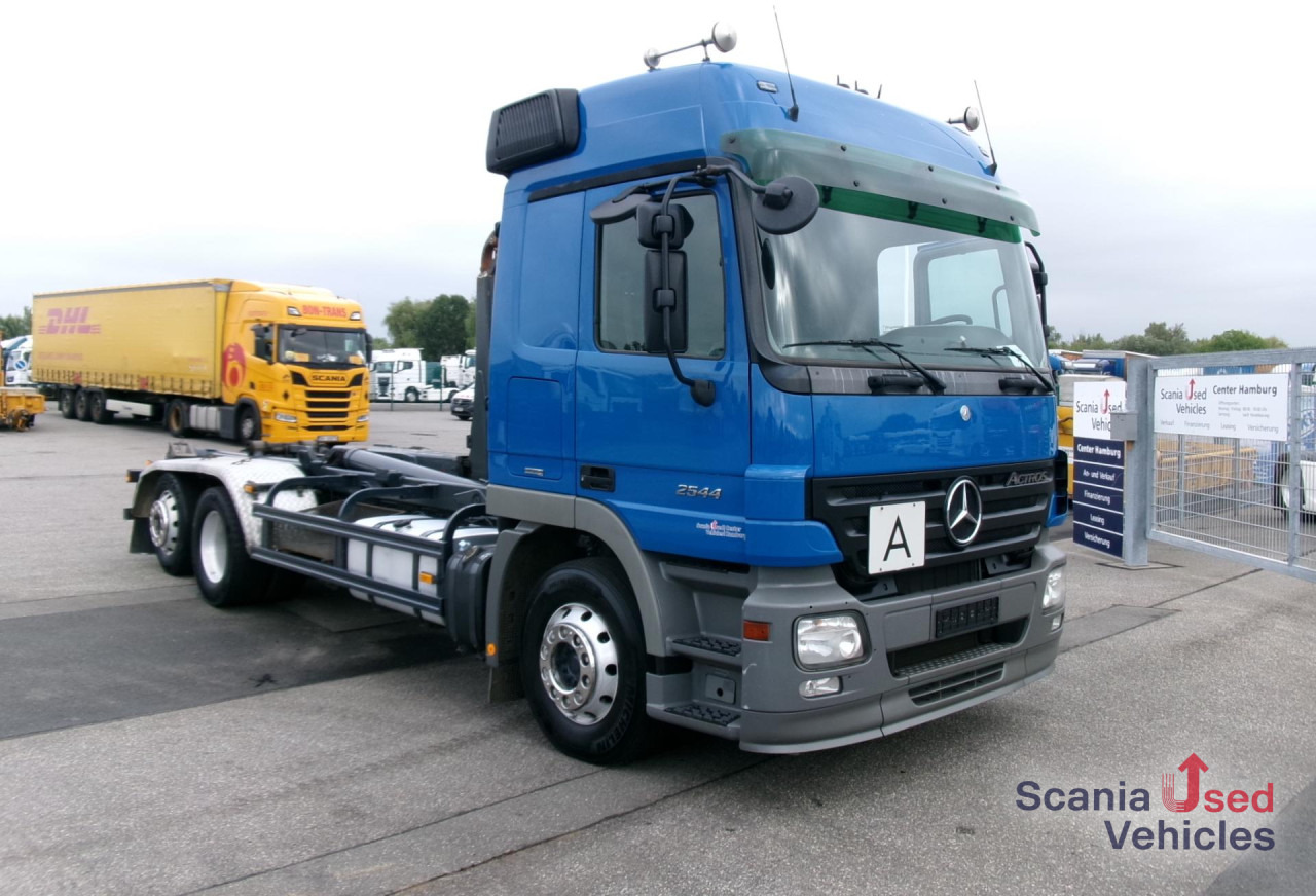 MERCEDES-BENZ Actros 2544L Abrollkipper Meiller RK 20.70 - Abrollkipper: das Bild 1 MERCEDES-BENZ Actros 2544L Abrollkipper Meiller RK 20.70 - Abrollkipper: das Bild 1
