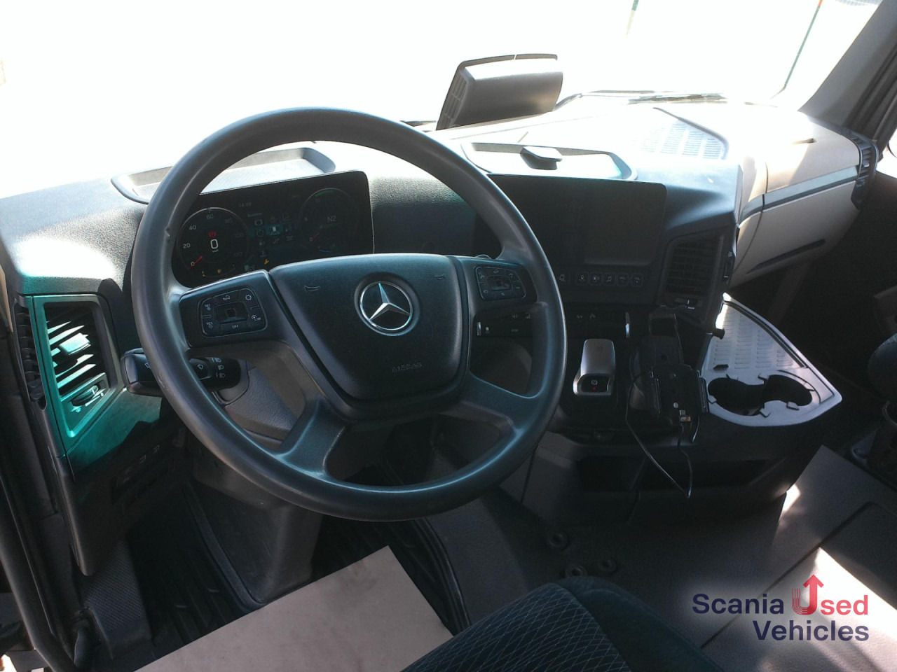 MERCEDES-BENZ Actros 1846LS mit Hydraulik - Sattelzugmaschine: das Bild 2 MERCEDES-BENZ Actros 1846LS mit Hydraulik - Sattelzugmaschine: das Bild 2