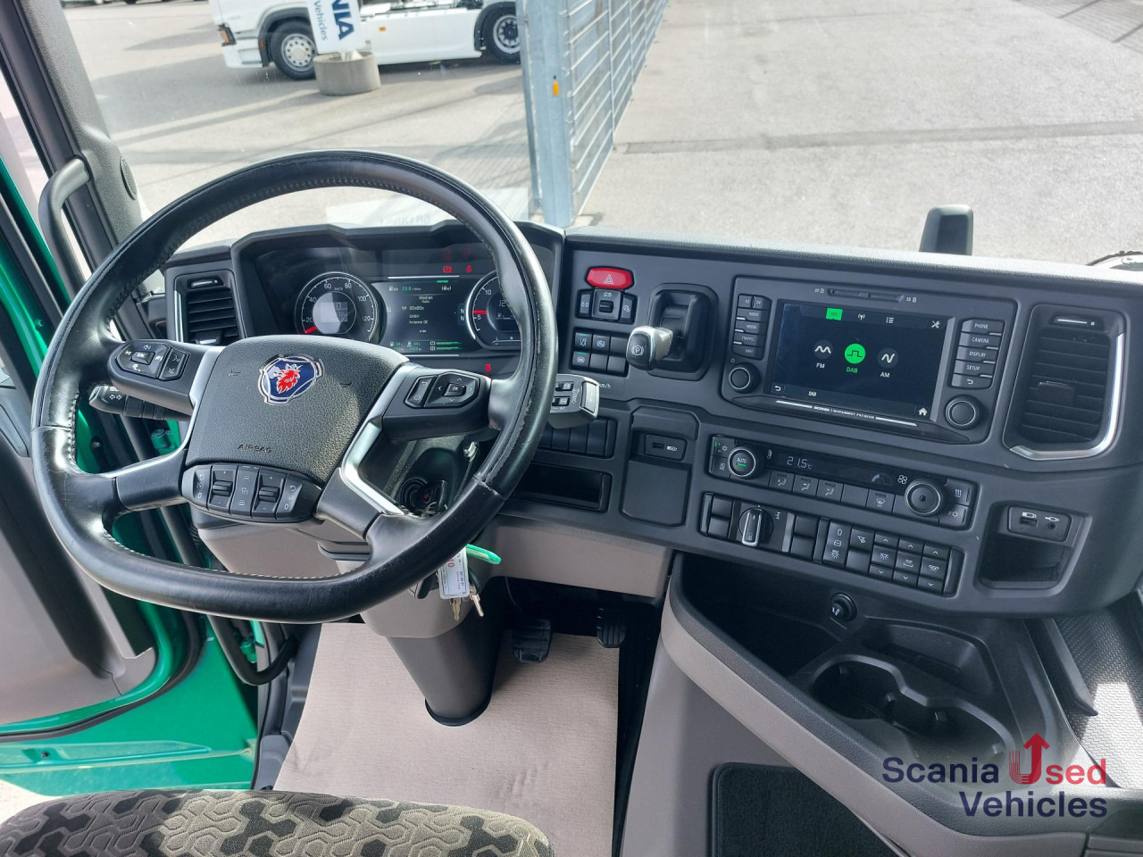 SCANIA R 450 A4x2EB - Sattelzugmaschine: das Bild 3 SCANIA R 450 A4x2EB - Sattelzugmaschine: das Bild 3
