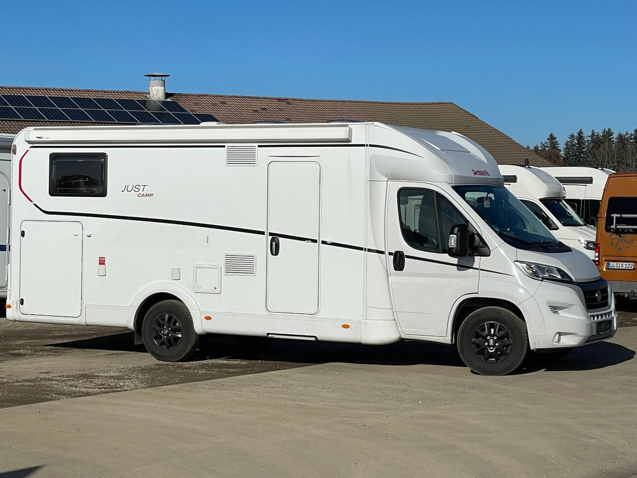 Dethleffs Just T 7052 EB mit Hubbett,Fiat - Teilintegriertes Wohnmobil: das Bild 2 Dethleffs Just T 7052 EB mit Hubbett,Fiat - Teilintegriertes Wohnmobil: das Bild 2