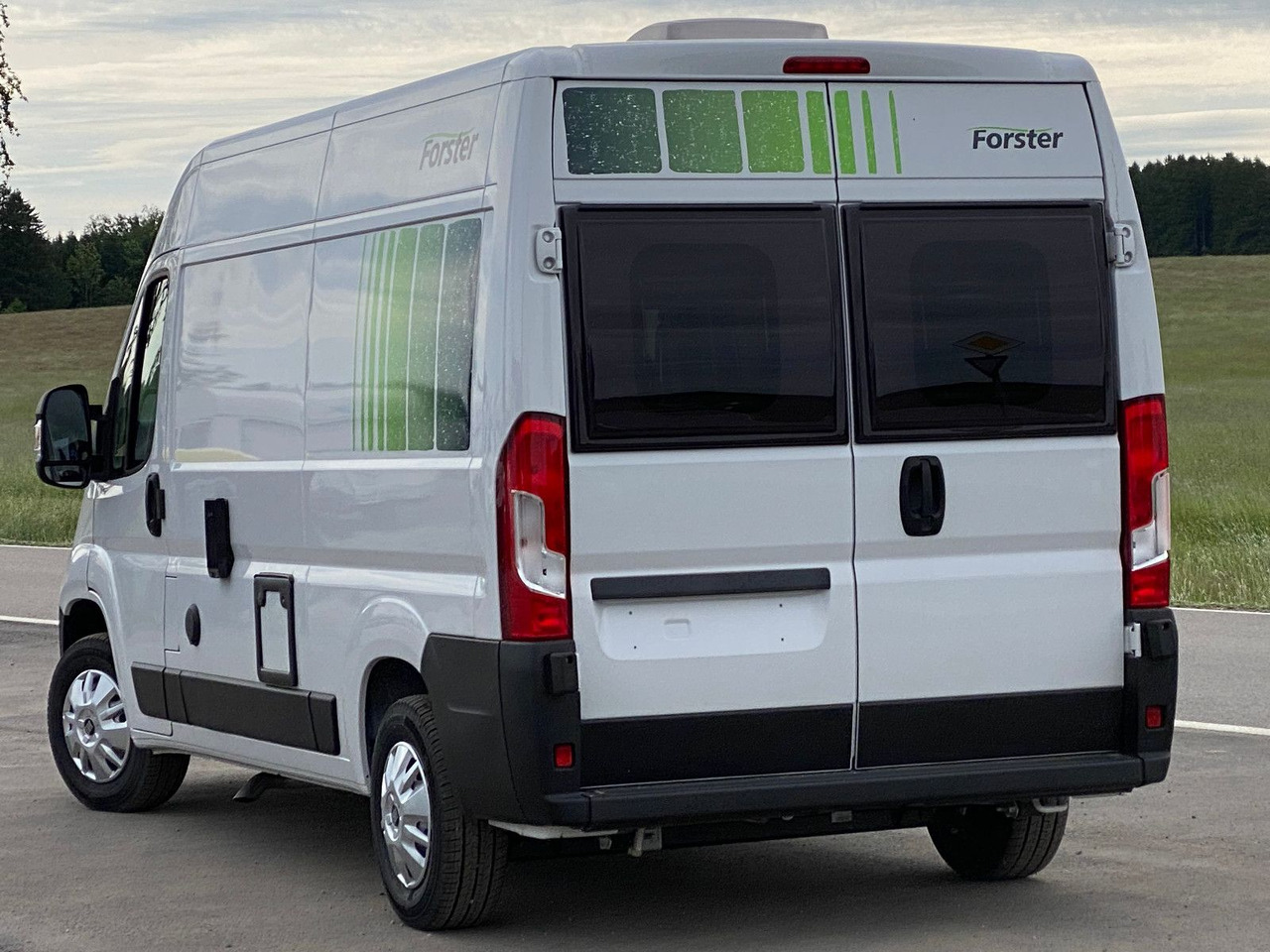 Forster 541 Youngster XL neuesModell 25 - Camper Van: das Bild 5 Forster 541 Youngster XL neuesModell 25 - Camper Van: das Bild 5