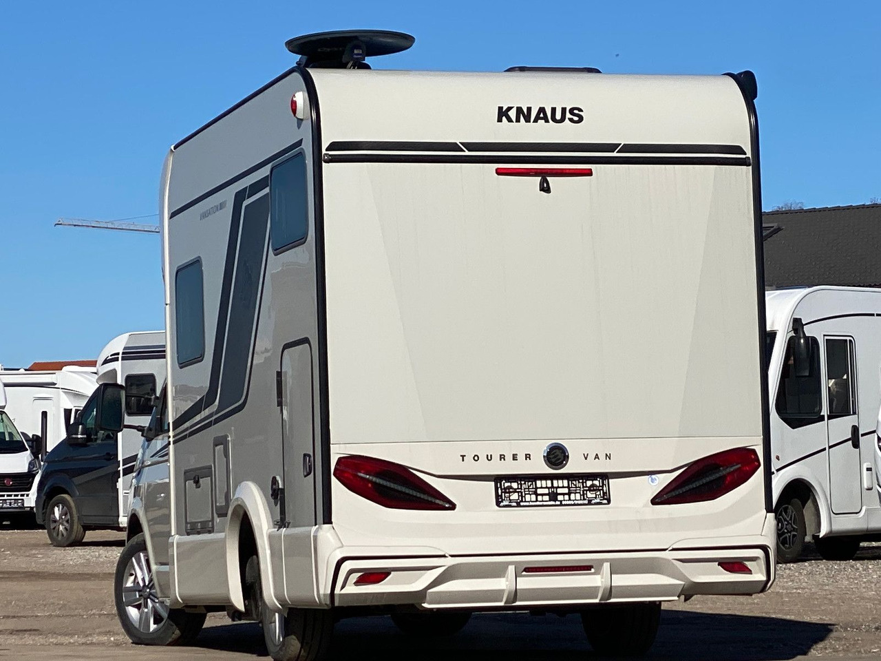 Knaus TOURER CUVISION 500 MQ,4 Personen,slide Bett - Teilintegriertes Wohnmobil: das Bild 5 Knaus TOURER CUVISION 500 MQ,4 Personen,slide Bett - Teilintegriertes Wohnmobil: das Bild 5