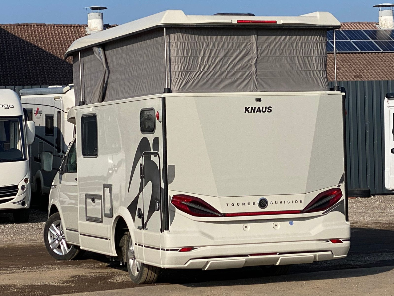 Knaus Tourer CUV 500 MQ CUVISION ohne Slide Bett,AHK - Teilintegriertes Wohnmobil: das Bild 5 Knaus Tourer CUV 500 MQ CUVISION ohne Slide Bett,AHK - Teilintegriertes Wohnmobil: das Bild 5
