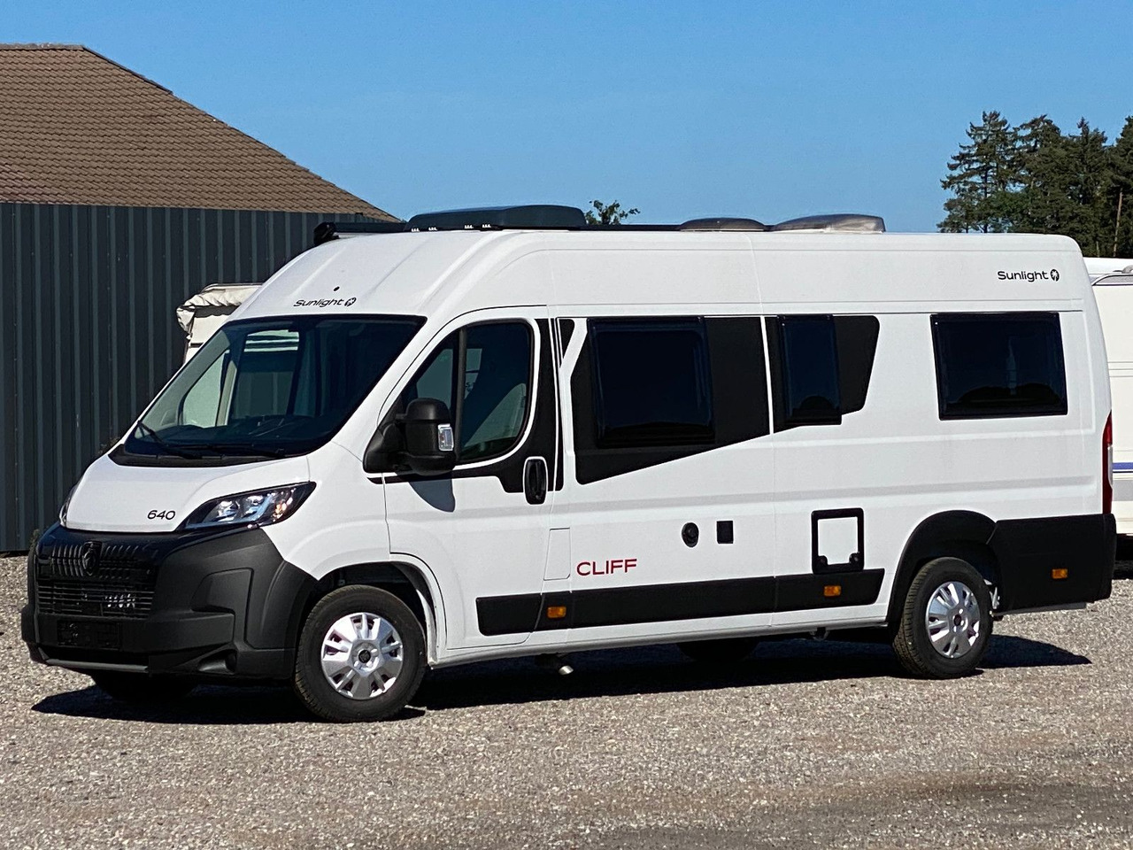 Sunlight Cliff 640 mit Längsbetten,Modell 25 - Camper Van: das Bild 4 Sunlight Cliff 640 mit Längsbetten,Modell 25 - Camper Van: das Bild 4
