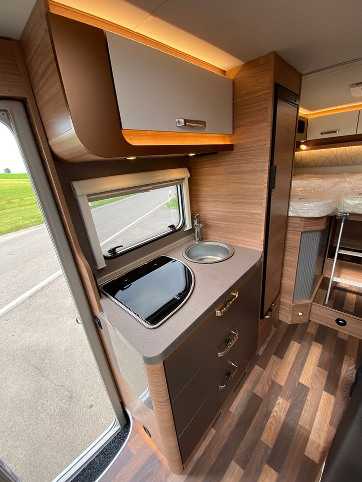 Teilintegriertes Wohnmobil Weinsberg CaraCompact 600 MEG EDITION [PEPPER]25 Modell: das Bild 13