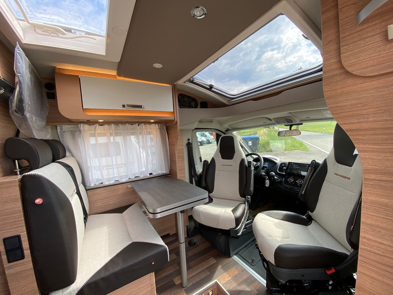 Teilintegriertes Wohnmobil Weinsberg CaraCompact 600 MEG EDITION [PEPPER]25 Modell: das Bild 19