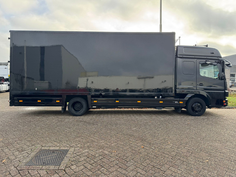 Mercedes-Benz ATEGO 818 / 228.000..KM!! / Sleeping Cab / TUV: 7-2026 / NL Truck - Koffer LKW: das Bild 5 Mercedes-Benz ATEGO 818 / 228.000..KM!! / Sleeping Cab / TUV: 7-2026 / NL Truck - Koffer LKW: das Bild 5