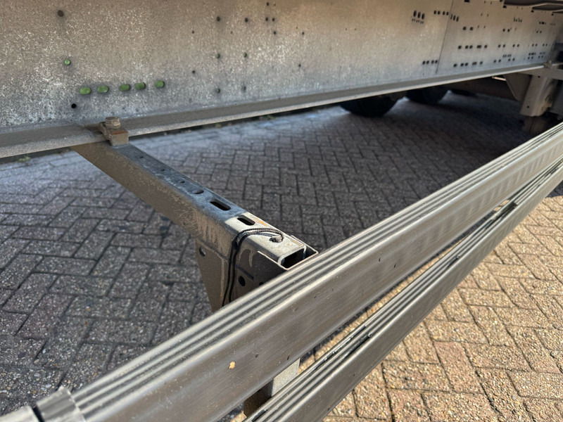 Planenauflieger System A&D / 3-Asser / Schuifzeil / Tail Lift / Open Roof / Belgium Trailer: das Bild 10