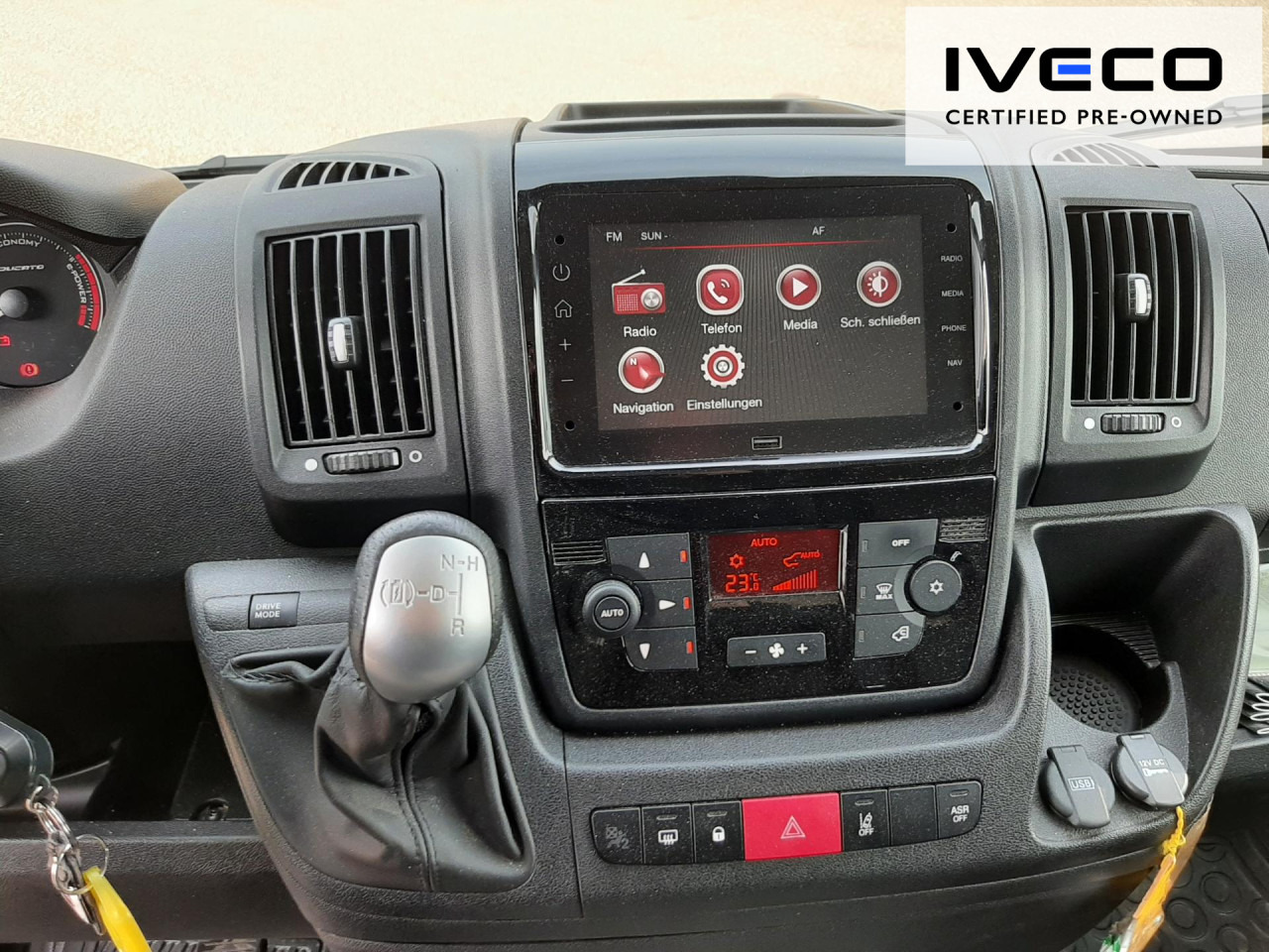 FIAT e-Ducato L2H2 teilverglast (47-kWh) - Kastenwagen, Elektro-Transporter: das Bild 5 FIAT e-Ducato L2H2 teilverglast (47-kWh) - Kastenwagen, Elektro-Transporter: das Bild 5