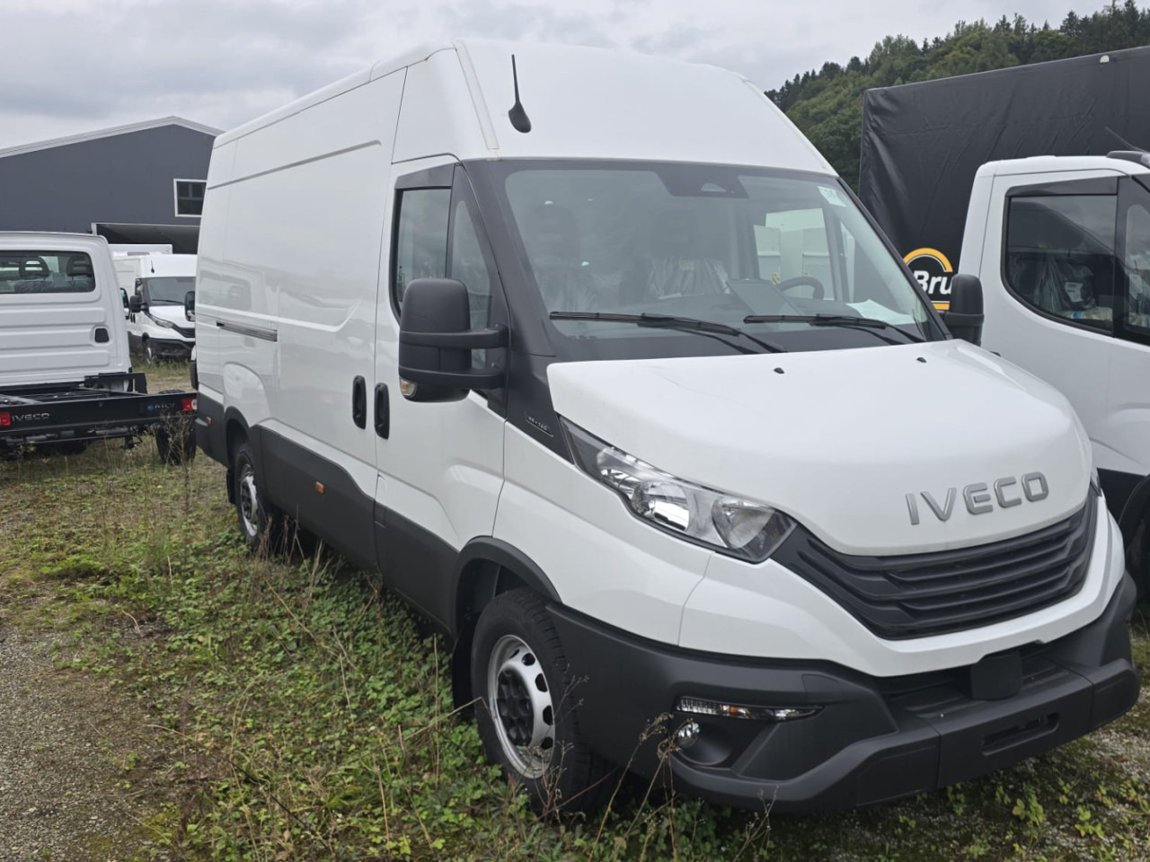 IVECO DAILY 35S14HA8 V -Tageseinlösung- - Kastenwagen: das Bild 1 IVECO DAILY 35S14HA8 V -Tageseinlösung- - Kastenwagen: das Bild 1