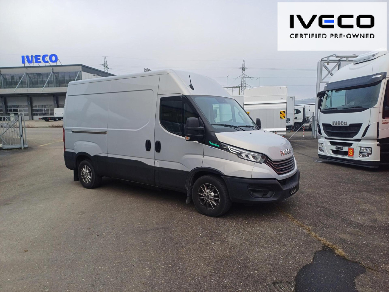 IVECO Daily 35S14NA8V/P CNG Euro6 Klima AHK Navi ZV - Leasing IVECO Daily 35S14NA8V/P CNG Euro6 Klima AHK Navi ZV: das Bild 8