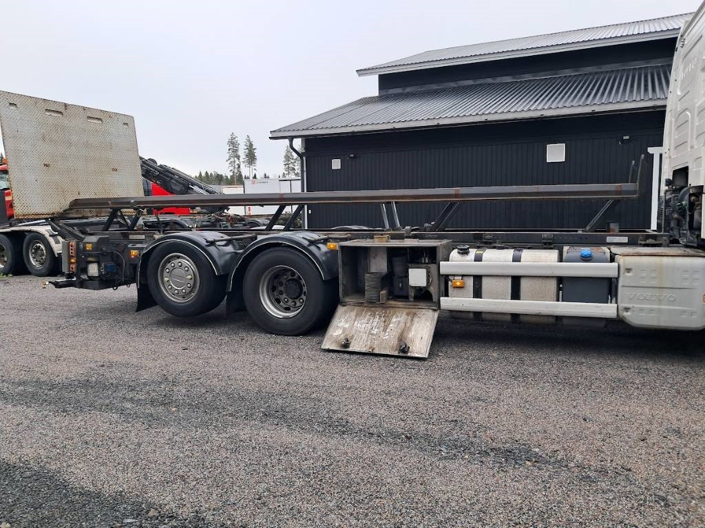 Volvo FH 13 500 - Holztransporter: das Bild 5 Volvo FH 13 500 - Holztransporter: das Bild 5