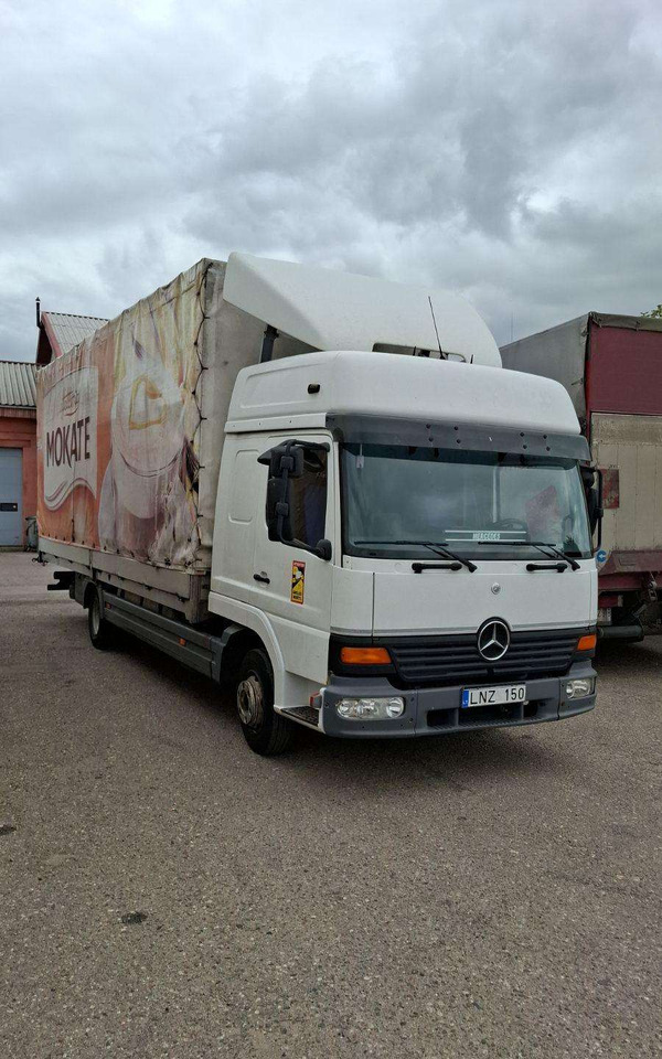 Mercedes-Benz 818 L - Plane LKW: das Bild 4 Mercedes-Benz 818 L - Plane LKW: das Bild 4