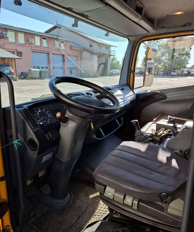 Mercedes-Benz Atego - Plane LKW: das Bild 5 Mercedes-Benz Atego - Plane LKW: das Bild 5