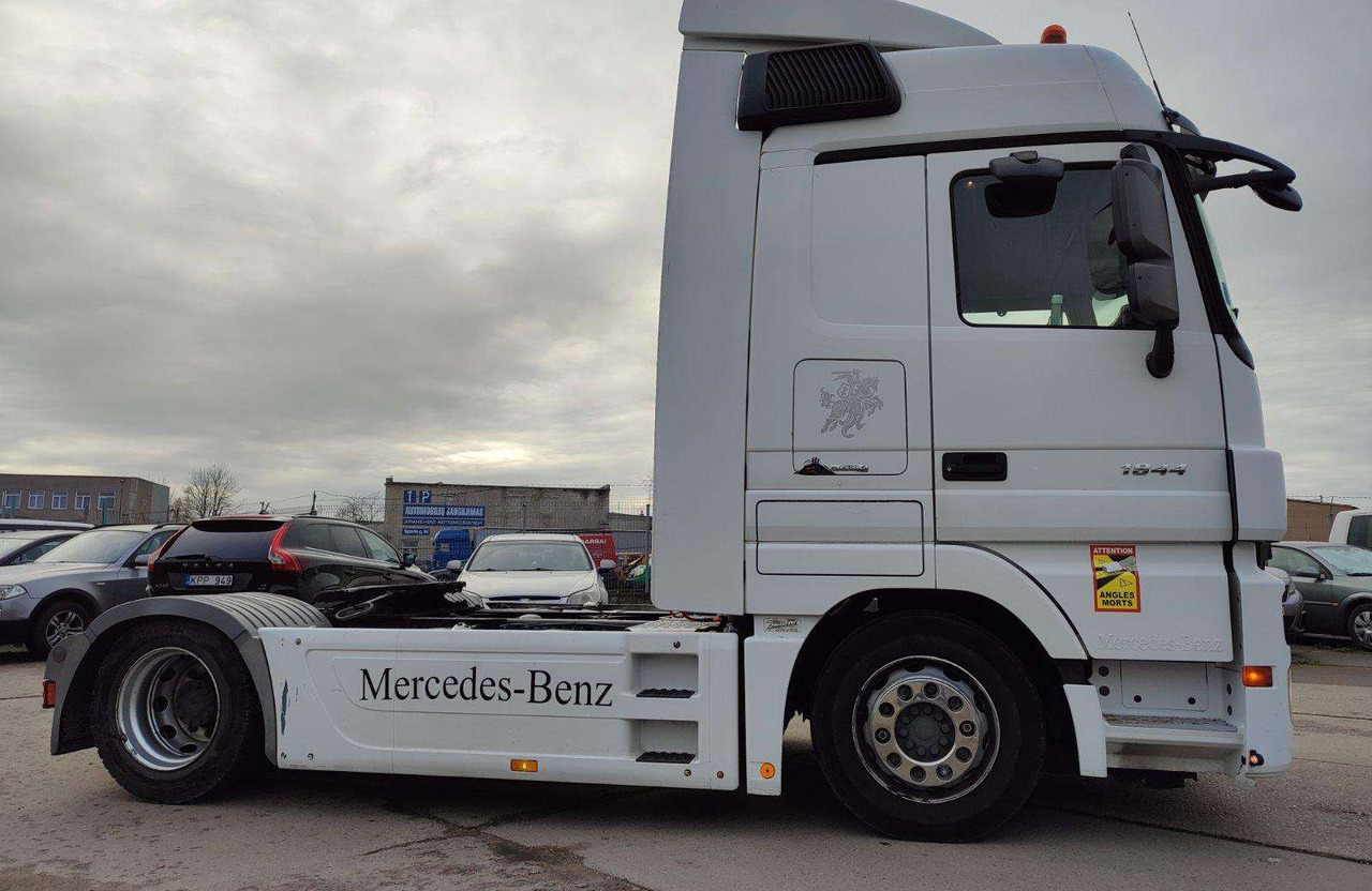 Mercedes-Benz Actros 1844 LS - Sattelzugmaschine: das Bild 3 Mercedes-Benz Actros 1844 LS - Sattelzugmaschine: das Bild 3