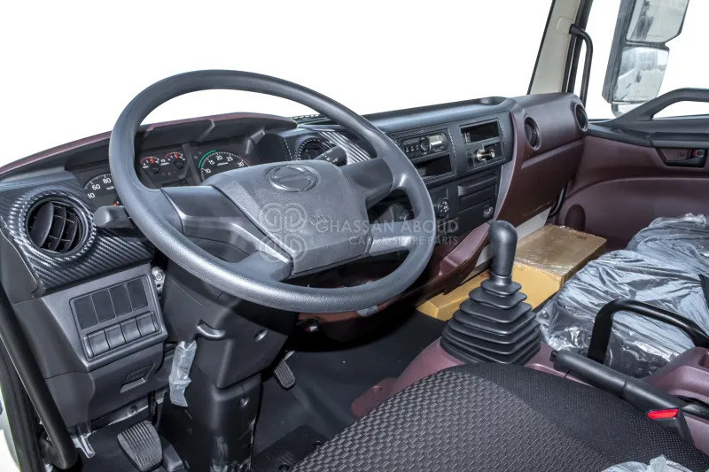 Hino 500 FD 4x2 Chassis - Fahrgestell LKW: das Bild 5 Hino 500 FD 4x2 Chassis - Fahrgestell LKW: das Bild 5