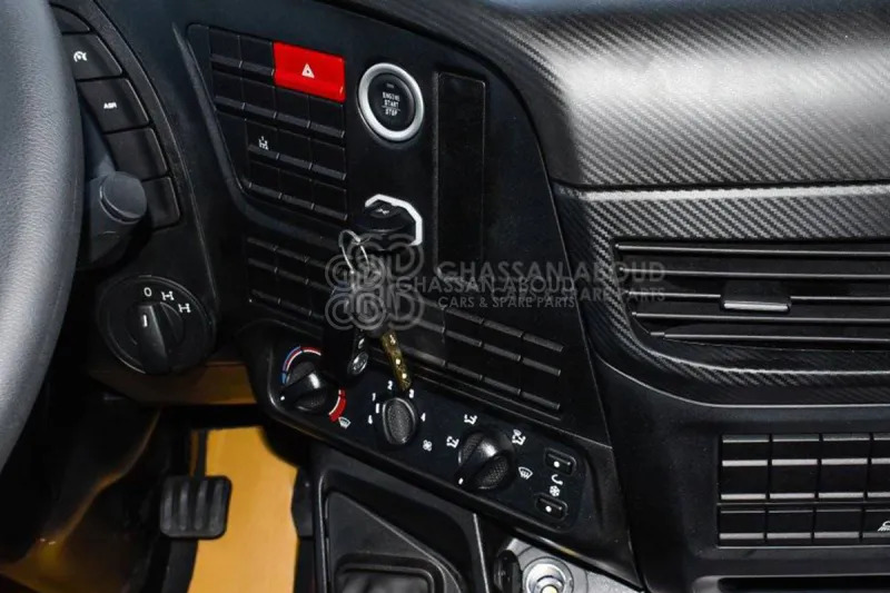 Iveco T-WAY AD380T47H 6x4 R24 Tyres Chassis - Barcelona Stock - Fahrgestell LKW: das Bild 5 Iveco T-WAY AD380T47H 6x4 R24 Tyres Chassis - Barcelona Stock - Fahrgestell LKW: das Bild 5