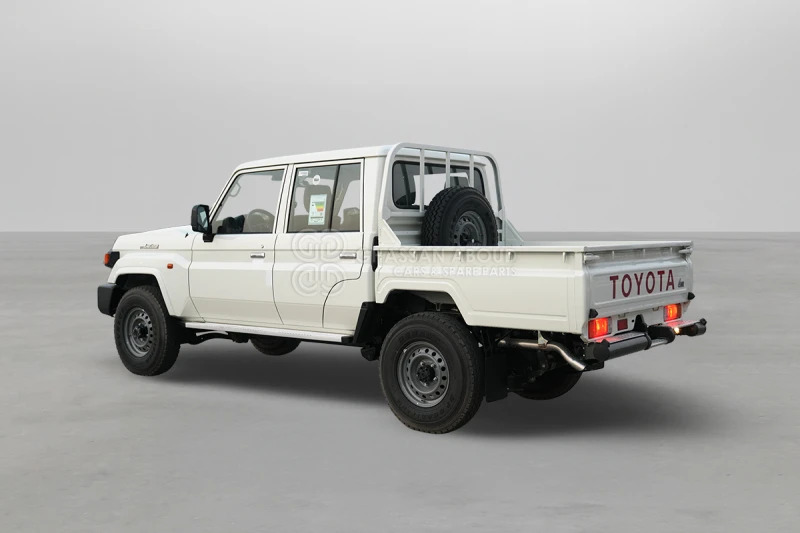Toyota Land Cruiser Pick Up LC79 4X4 DC - Pick-up: das Bild 2 Toyota Land Cruiser Pick Up LC79 4X4 DC - Pick-up: das Bild 2