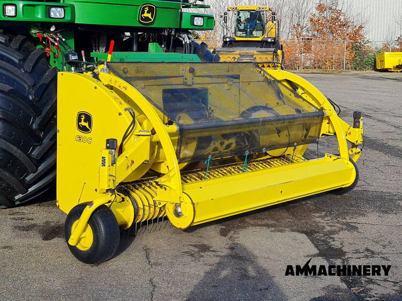 John Deere 630C Pick-up - Ernteforsatz für Häcksler für Landmaschine: das Bild 2 John Deere 630C Pick-up - Ernteforsatz für Häcksler für Landmaschine: das Bild 2