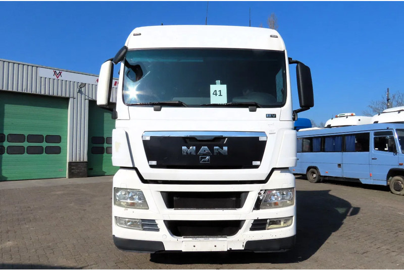 MAN TGX 14.440 RETARDER, FRIGO, 2 beds - Sattelzugmaschine: das Bild 3 MAN TGX 14.440 RETARDER, FRIGO, 2 beds - Sattelzugmaschine: das Bild 3