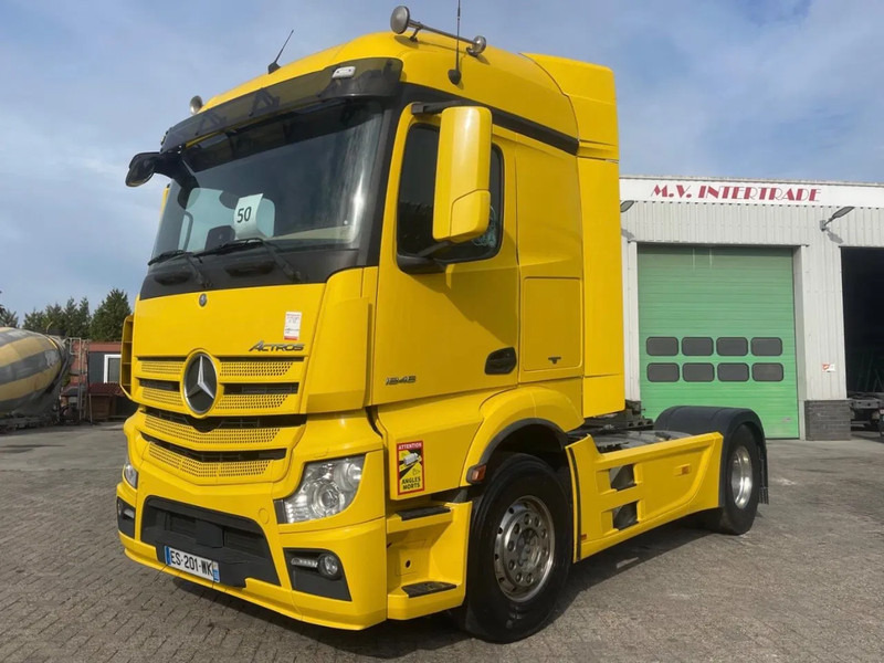Mercedes-Benz Actros 1846 Vin: WDB96340310213885 RETARDER, FRIGO - Sattelzugmaschine: das Bild 1 Mercedes-Benz Actros 1846 Vin: WDB96340310213885 RETARDER, FRIGO - Sattelzugmaschine: das Bild 1