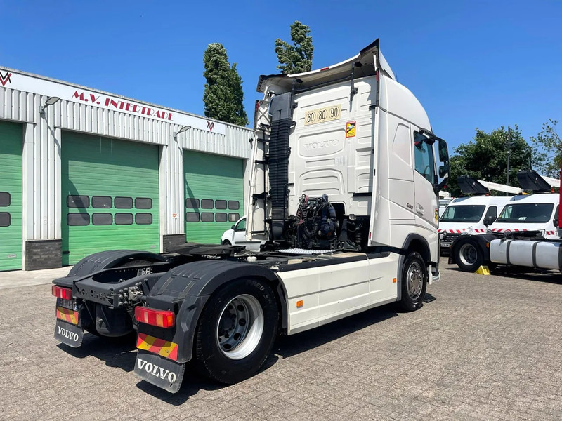 Volvo FH 500 vin: YV2RT40A3JB850702 RETARDER, 2X FUEL TANK, PARKING AIRCO, FRIGO - Sattelzugmaschine: das Bild 5 Volvo FH 500 vin: YV2RT40A3JB850702 RETARDER, 2X FUEL TANK, PARKING AIRCO, FRIGO - Sattelzugmaschine: das Bild 5