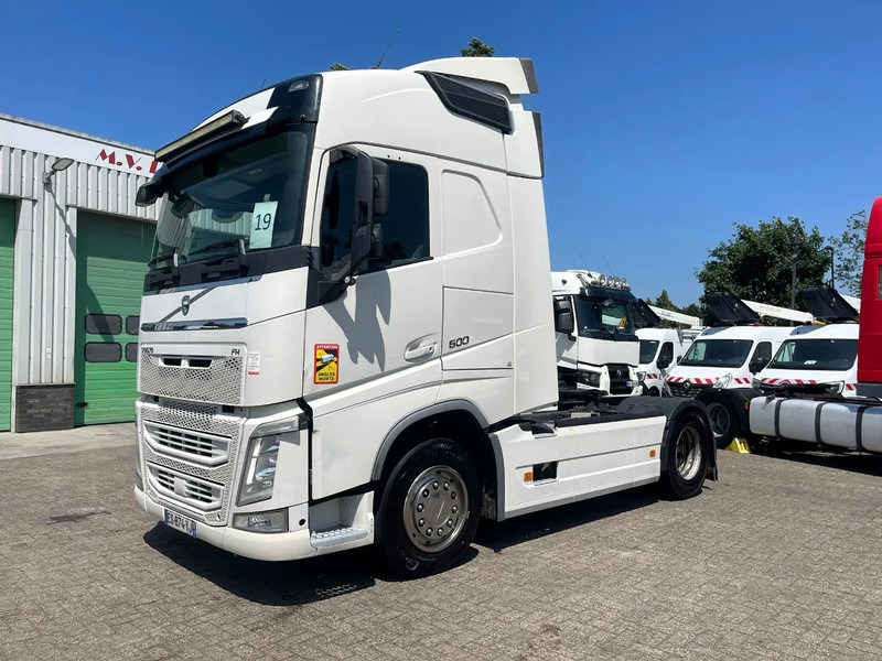Volvo FH 500 vin: YV2RT40A3JB850702 RETARDER, 2X FUEL TANK, PARKING AIRCO, FRIGO - Sattelzugmaschine: das Bild 1 Volvo FH 500 vin: YV2RT40A3JB850702 RETARDER, 2X FUEL TANK, PARKING AIRCO, FRIGO - Sattelzugmaschine: das Bild 1