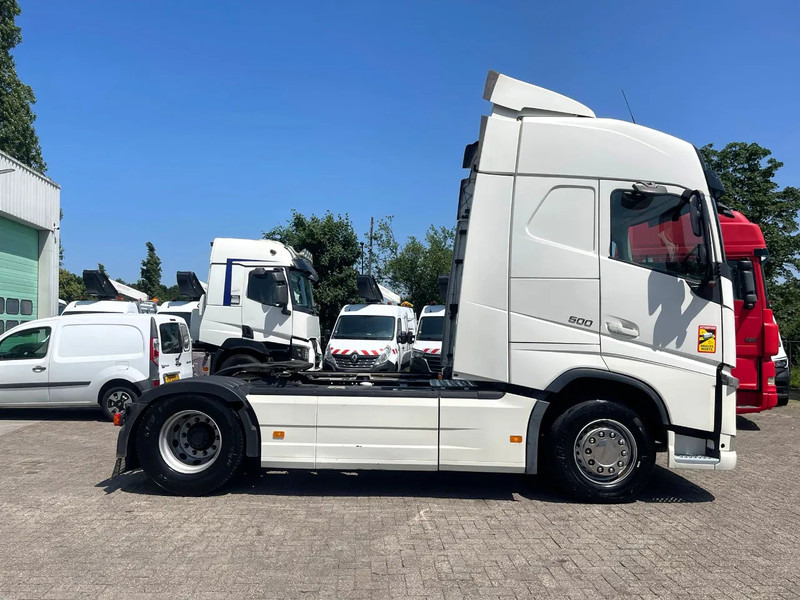 Volvo FH 500 vin: YV2RT40A3JB850702 RETARDER, 2X FUEL TANK, PARKING AIRCO, FRIGO - Sattelzugmaschine: das Bild 4 Volvo FH 500 vin: YV2RT40A3JB850702 RETARDER, 2X FUEL TANK, PARKING AIRCO, FRIGO - Sattelzugmaschine: das Bild 4