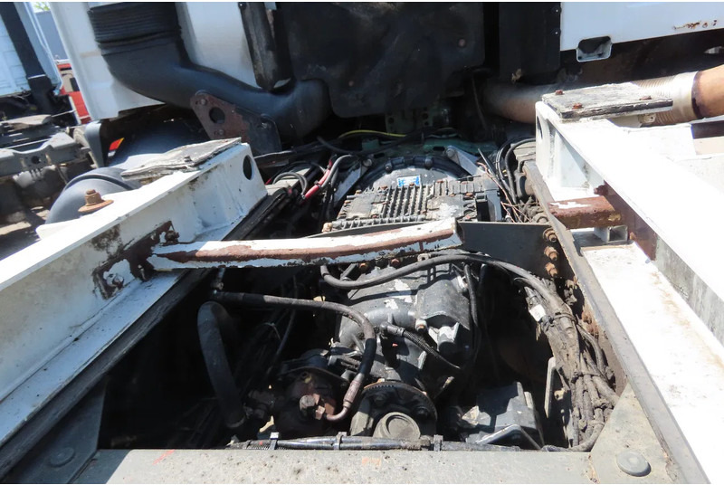 Fahrgestell LKW Volvo FM 380 8x4 FULL SPRING. 100% condition!: das Bild 10