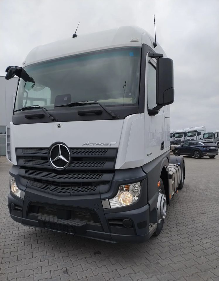Mercedes-Benz Actros - Sattelzugmaschine: das Bild 1 Mercedes-Benz Actros - Sattelzugmaschine: das Bild 1