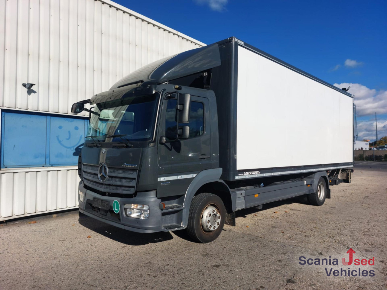 MERCEDES-BENZ Atego 1221 L Koffer Ladebordwand - Koffer LKW: das Bild 1 MERCEDES-BENZ Atego 1221 L Koffer Ladebordwand - Koffer LKW: das Bild 1