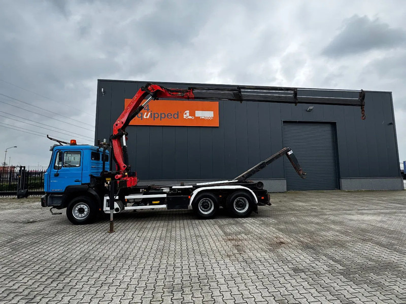 MAN FE 410A, 6x4, EURO 2, Palfinger PK17000 Crane + VDL HOOK, full spring, manual gearbox, MOT 9/2025 - Abrollkipper, Autokran: das Bild 1 MAN FE 410A, 6x4, EURO 2, Palfinger PK17000 Crane + VDL HOOK, full spring, manual gearbox, MOT 9/2025 - Abrollkipper, Autokran: das Bild 1