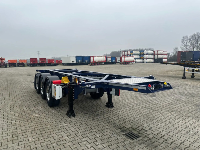 Van Hool NEW / DIRECT AVAILABLE 20FT ADR-CHASSIS, EMPTY WEIGHT: 3.300KG, DISCBRAKES, 3x available, ALU WHEELS - Container/ Wechselfahrgestell Auflieger: das Bild 4 Van Hool NEW / DIRECT AVAILABLE 20FT ADR-CHASSIS, EMPTY WEIGHT: 3.300KG, DISCBRAKES, 3x available, ALU WHEELS - Container/ Wechselfahrgestell Auflieger: das Bild 4