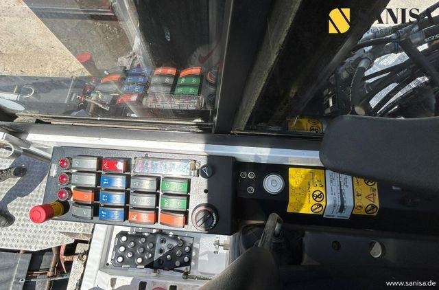 Sattelzugmaschine Mercedes-Benz Arocs 3351/6x6/Palfinger Epolsion S260/Langholz: das Bild 18 Sattelzugmaschine Mercedes-Benz Arocs 3351/6x6/Palfinger Epolsion S260/Langholz: das Bild 18