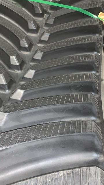 Rubber track for Case IH 9300 / GRECAV / ZUIDBERG / Claas Xerion 5000 TS 30" and 36" - Kette für Raupentraktor: das Bild 3 Rubber track for Case IH 9300 / GRECAV / ZUIDBERG / Claas Xerion 5000 TS 30" and 36" - Kette für Raupentraktor: das Bild 3