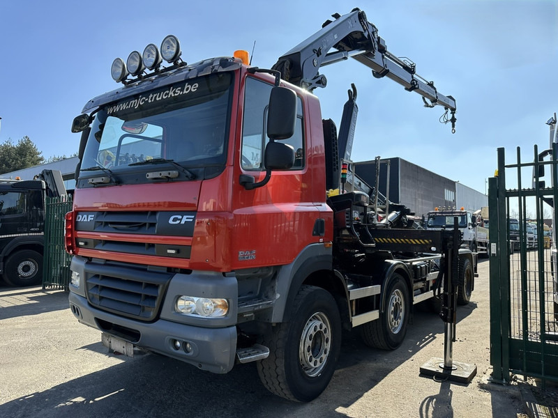 DAF CF 85.410 8x4 HOOKLIFT + CRANE HIAB 244 EP-3 HIDUO - Radio - Rotator - RETARDER - EURO 4 - BIG AXLES HUB REDUCTION - Abrollkipper, Autokran: das Bild 5 DAF CF 85.410 8x4 HOOKLIFT + CRANE HIAB 244 EP-3 HIDUO - Radio - Rotator - RETARDER - EURO 4 - BIG AXLES HUB REDUCTION - Abrollkipper, Autokran: das Bild 5