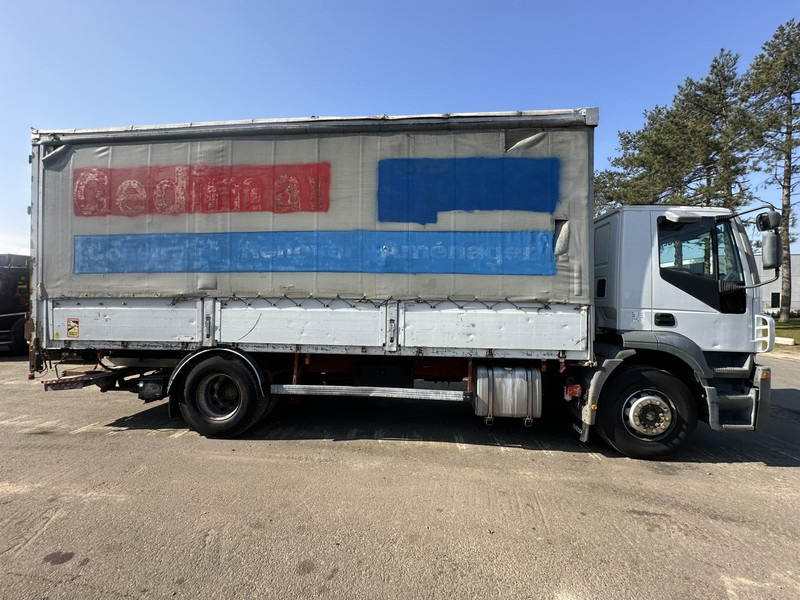 Iveco STRALIS 270 - 190S27 4x2 BACHER RIDELLES / BOX + ALU SIDE BOARDS - 6m90 - MANUAL ZF - EURO 3 - AIR SUSPENSION - Plane LKW: das Bild 4 Iveco STRALIS 270 - 190S27 4x2 BACHER RIDELLES / BOX + ALU SIDE BOARDS - 6m90 - MANUAL ZF - EURO 3 - AIR SUSPENSION - Plane LKW: das Bild 4