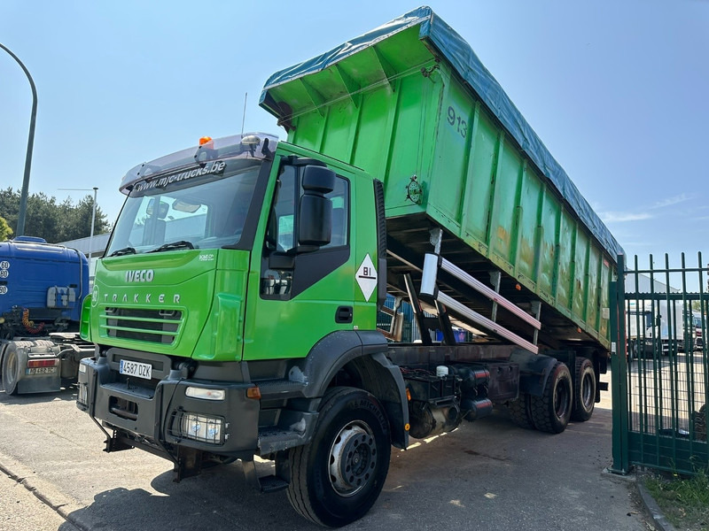 Iveco TRAKKER 310 6x4 STEEL TIPPER / KIPPER 35m³ - MANUAL ZF - BIG AXLES / HUB REDUCTION - STEEL SPRING / BLATT / LAMES - Kipper: das Bild 3 Iveco TRAKKER 310 6x4 STEEL TIPPER / KIPPER 35m³ - MANUAL ZF - BIG AXLES / HUB REDUCTION - STEEL SPRING / BLATT / LAMES - Kipper: das Bild 3