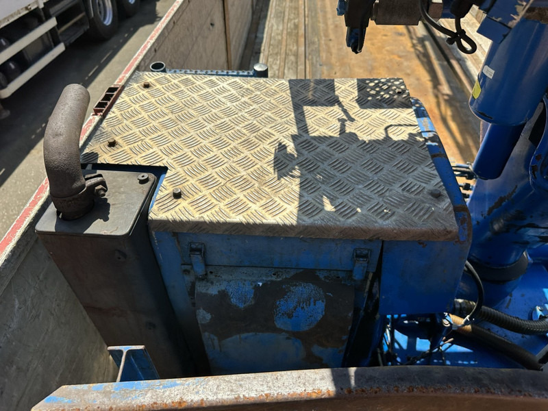 Kennis 11.000 R ROLKRAAN - 2X HYDR - HATZ MOTOR - Ladekran: das Bild 4 Kennis 11.000 R ROLKRAAN - 2X HYDR - HATZ MOTOR - Ladekran: das Bild 4