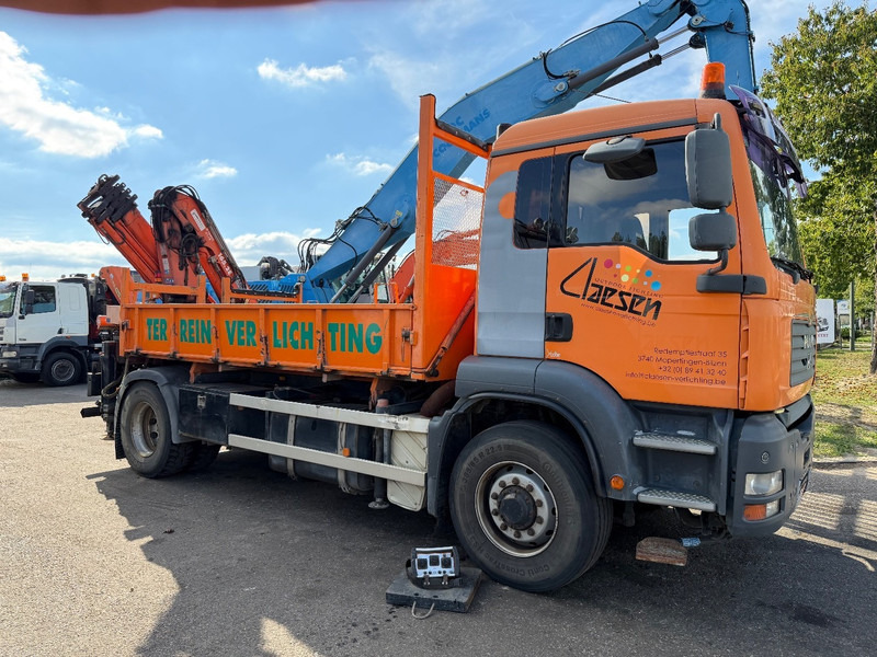 MAN TGA 18.310 4x4 Hydro-drive 2-SEITEN KIPPER + KRAN ATLAS 165 (4x) + RADIO - BE truck - Kipper, Autokran: das Bild 2 MAN TGA 18.310 4x4 Hydro-drive 2-SEITEN KIPPER + KRAN ATLAS 165 (4x) + RADIO - BE truck - Kipper, Autokran: das Bild 2