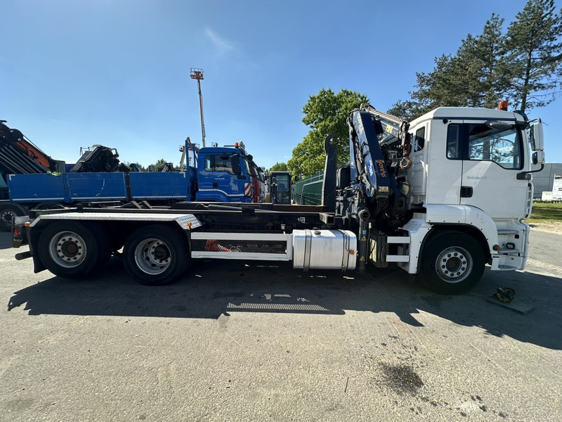 MAN TGA 26.310 6X2 HOOKLIFT + CRANE COPMA 160.4 + JIB J2 + WINCH - RADIO - LIFT + STEERING AXLE - EURO 3 - BE - Abrollkipper, Autokran: das Bild 4 MAN TGA 26.310 6X2 HOOKLIFT + CRANE COPMA 160.4 + JIB J2 + WINCH - RADIO - LIFT + STEERING AXLE - EURO 3 - BE - Abrollkipper, Autokran: das Bild 4