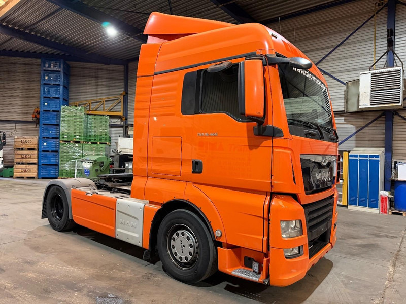 MAN TGA 18.460 XLX BLS - *551.000km* - 13L MOTOR - FULL SPOILERS / SIDESKIRTS / FRIGO - BE TRUCK - Sattelzugmaschine: das Bild 1 MAN TGA 18.460 XLX BLS - *551.000km* - 13L MOTOR - FULL SPOILERS / SIDESKIRTS / FRIGO - BE TRUCK - Sattelzugmaschine: das Bild 1