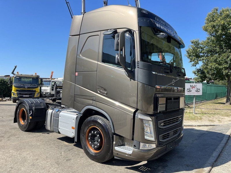 Volvo FH 460 ADR ACC + Dynamic Steering - I-park Cool - Lane Keeping Support - collision warning - leather - ... BE Truck - Sattelzugmaschine: das Bild 1 Volvo FH 460 ADR ACC + Dynamic Steering - I-park Cool - Lane Keeping Support - collision warning - leather - ... BE Truck - Sattelzugmaschine: das Bild 1