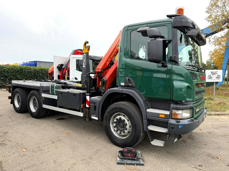 Scania P400 6x4 HOOKLIFT + CRANE PALFINGER PK9001 EH - RETARDER - 5/6F + ROTATOR + RADIO - WB 3m90 - EURO 5 - HUB REDUCTION / SPRING - BE TRUCK - Abrollkipper, Autokran: das Bild 2 Scania P400 6x4 HOOKLIFT + CRANE PALFINGER PK9001 EH - RETARDER - 5/6F + ROTATOR + RADIO - WB 3m90 - EURO 5 - HUB REDUCTION / SPRING - BE TRUCK - Abrollkipper, Autokran: das Bild 2