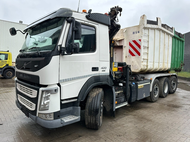 Volvo FM 420 8x2 HOOKLIFT + CRANE PALFINGER PK19.001 SLD B - *294.000km* - EURO 6 - LIFT + STEERING AXLE - I SHIFT - Abrollkipper, Autokran: das Bild 2 Volvo FM 420 8x2 HOOKLIFT + CRANE PALFINGER PK19.001 SLD B - *294.000km* - EURO 6 - LIFT + STEERING AXLE - I SHIFT - Abrollkipper, Autokran: das Bild 2