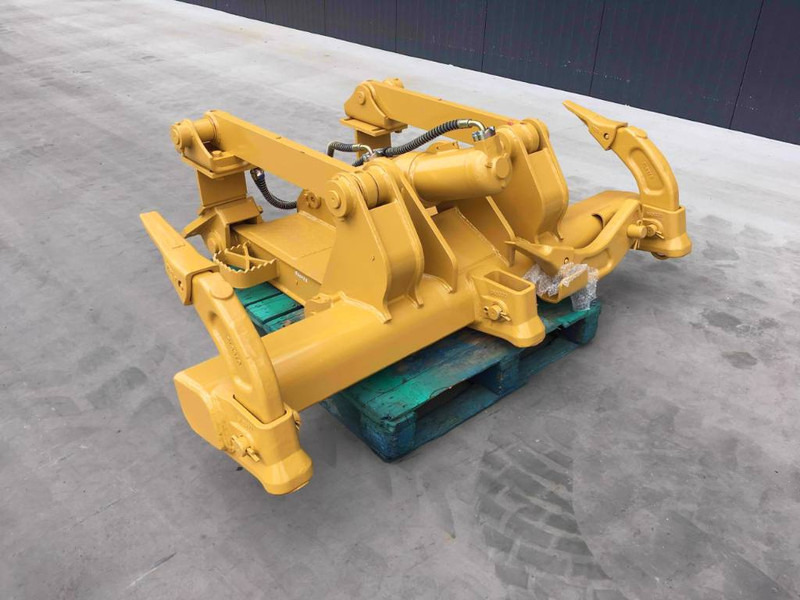 Cat D6K - Anbauteil für Baumaschine: das Bild 2 Cat D6K - Anbauteil für Baumaschine: das Bild 2